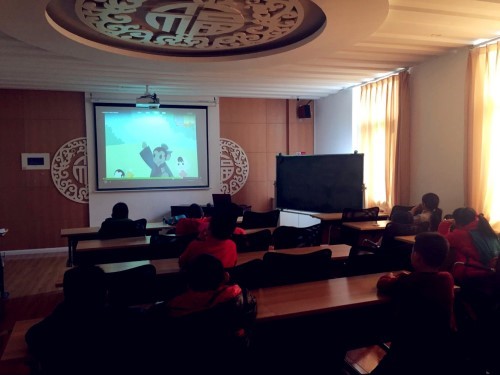 观影.jpg 观影.jpg