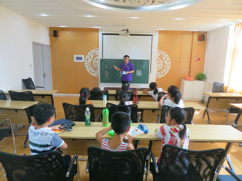 社工讲述急救知识.jpg 社工讲述急救知识.jpg