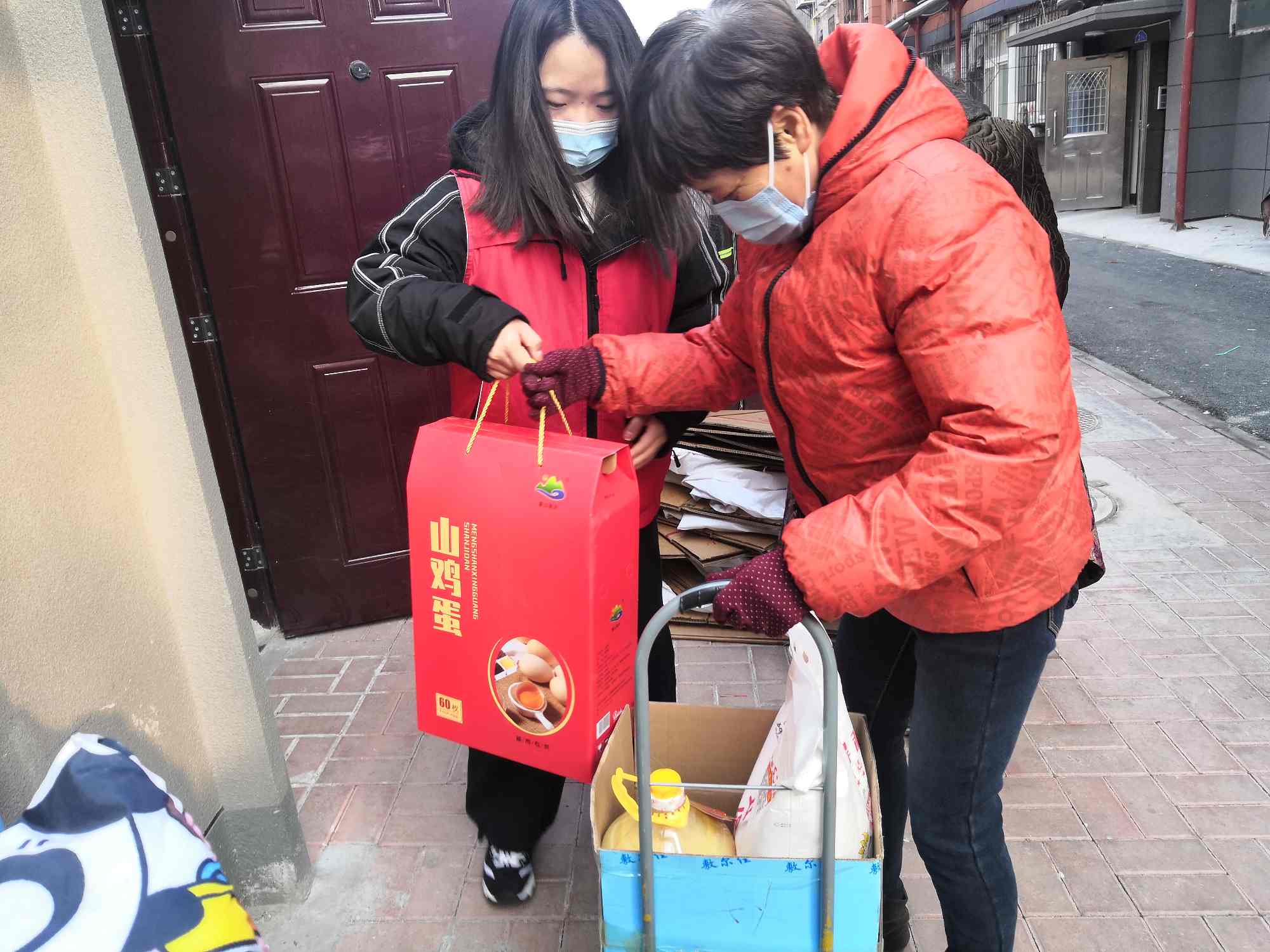 6-迎新春 送温暖_副本.jpg