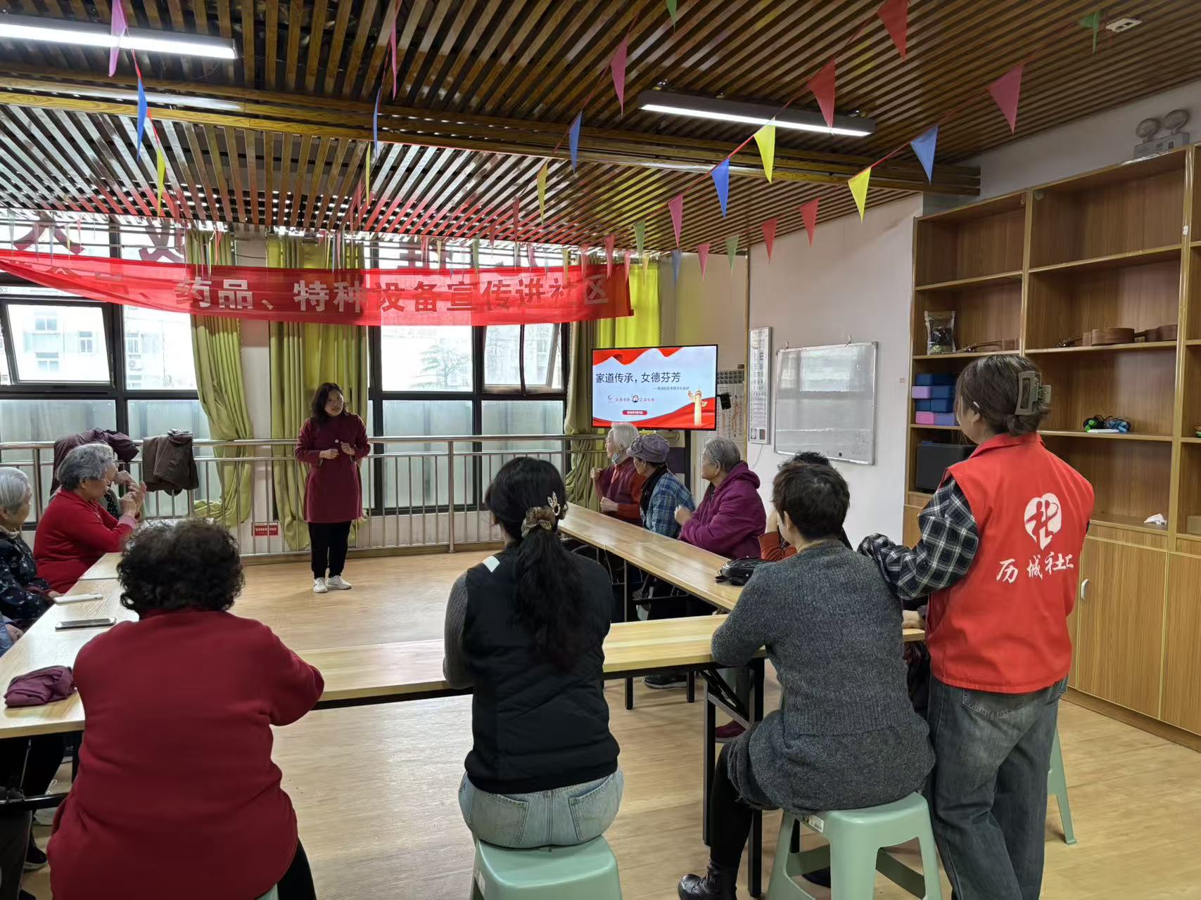 1772757328121042.jpg 083bccb0b56a563489538c70fd1ae2ab.jpg