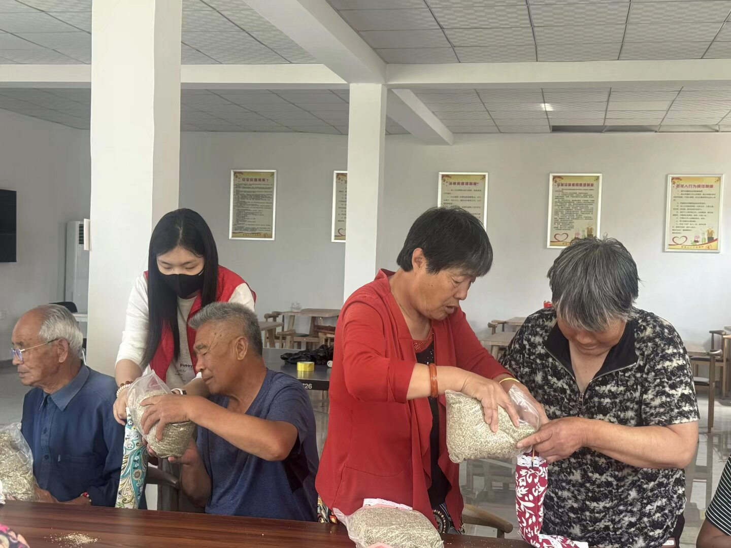 1782718032959219.png 图片2.png